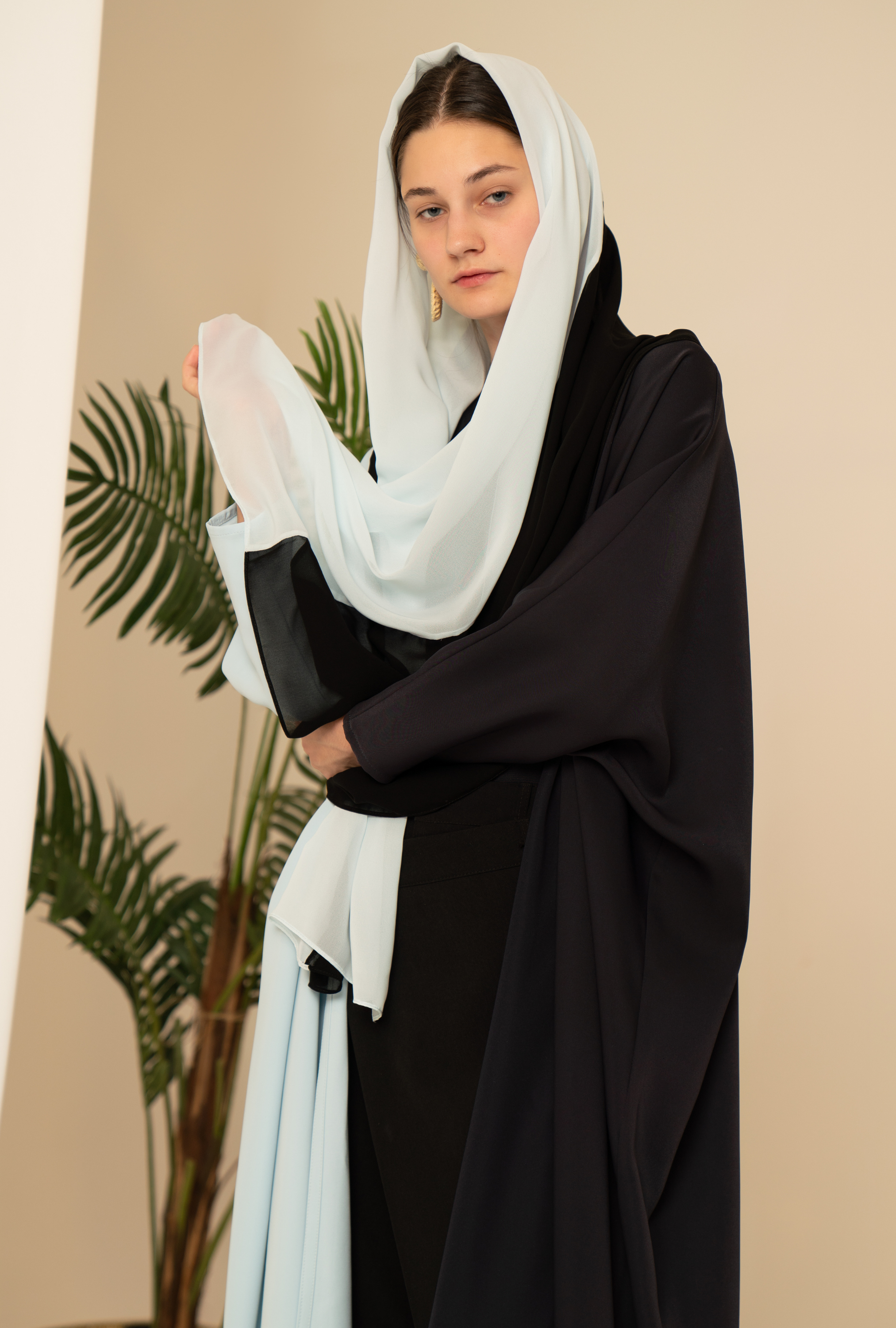 waves abaya