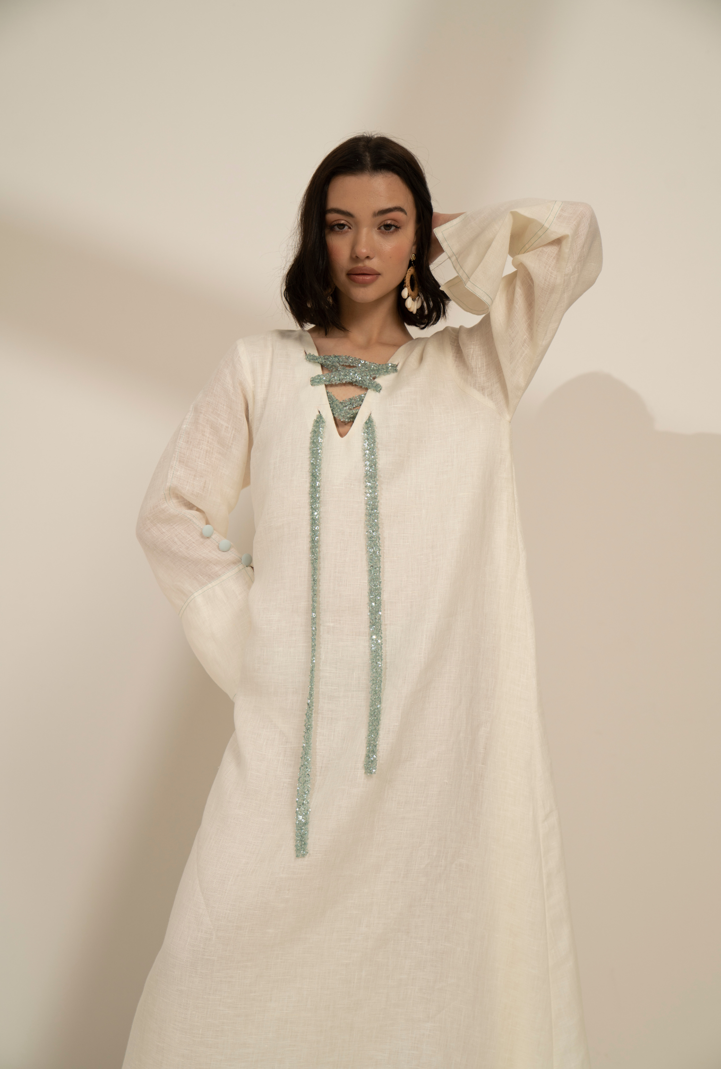 Lace-up linen Kaftan