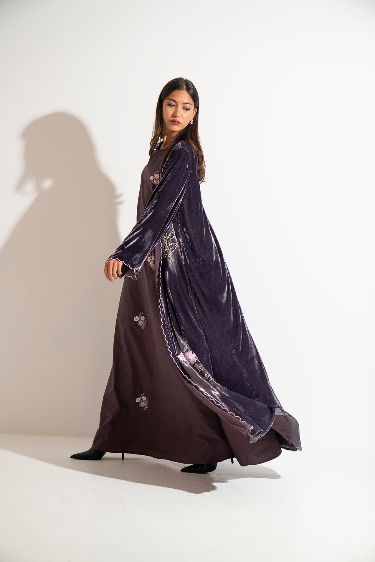 Deep Purple Velvet Abaya A3