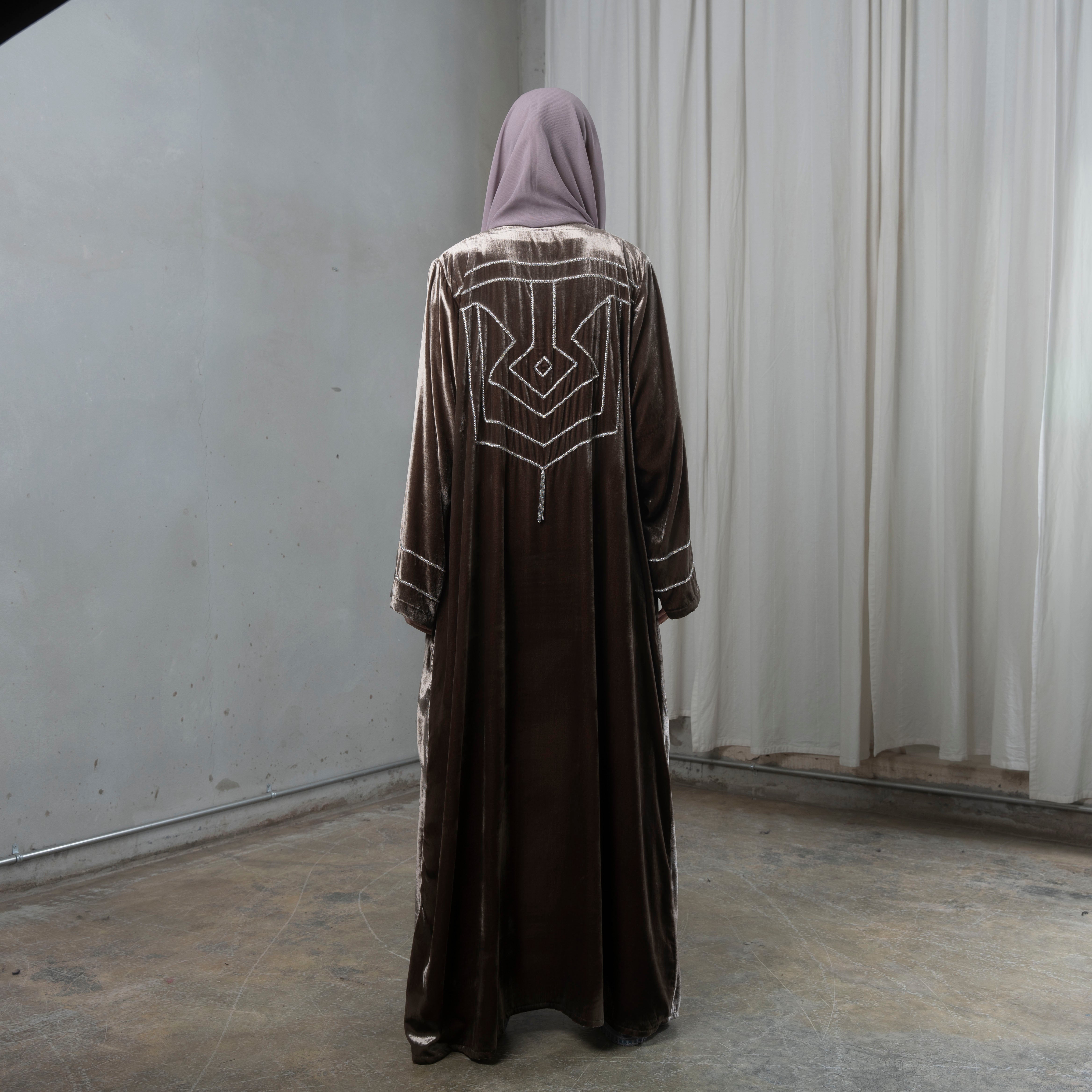 Velvet Dream Abaya